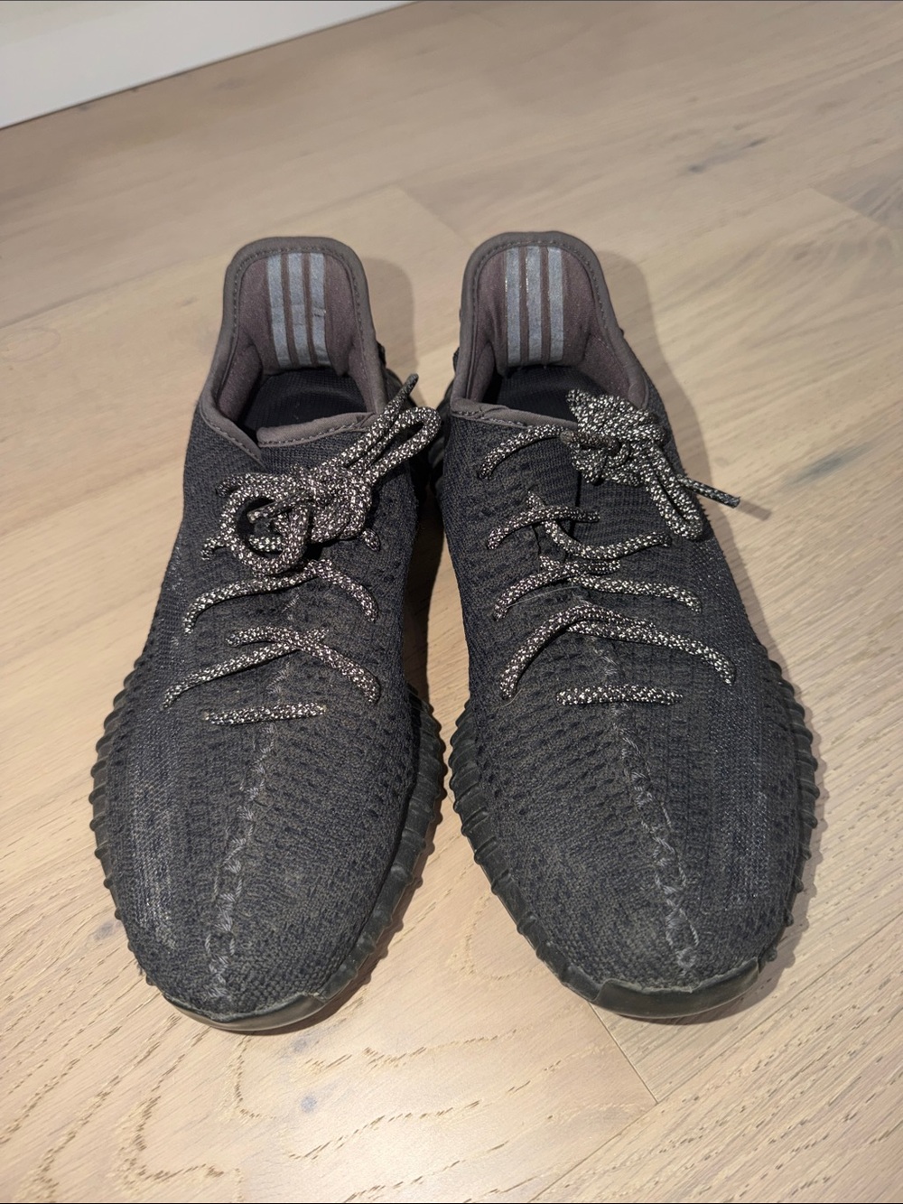 Yeezy Boost 350 V2 in Charcoal Black